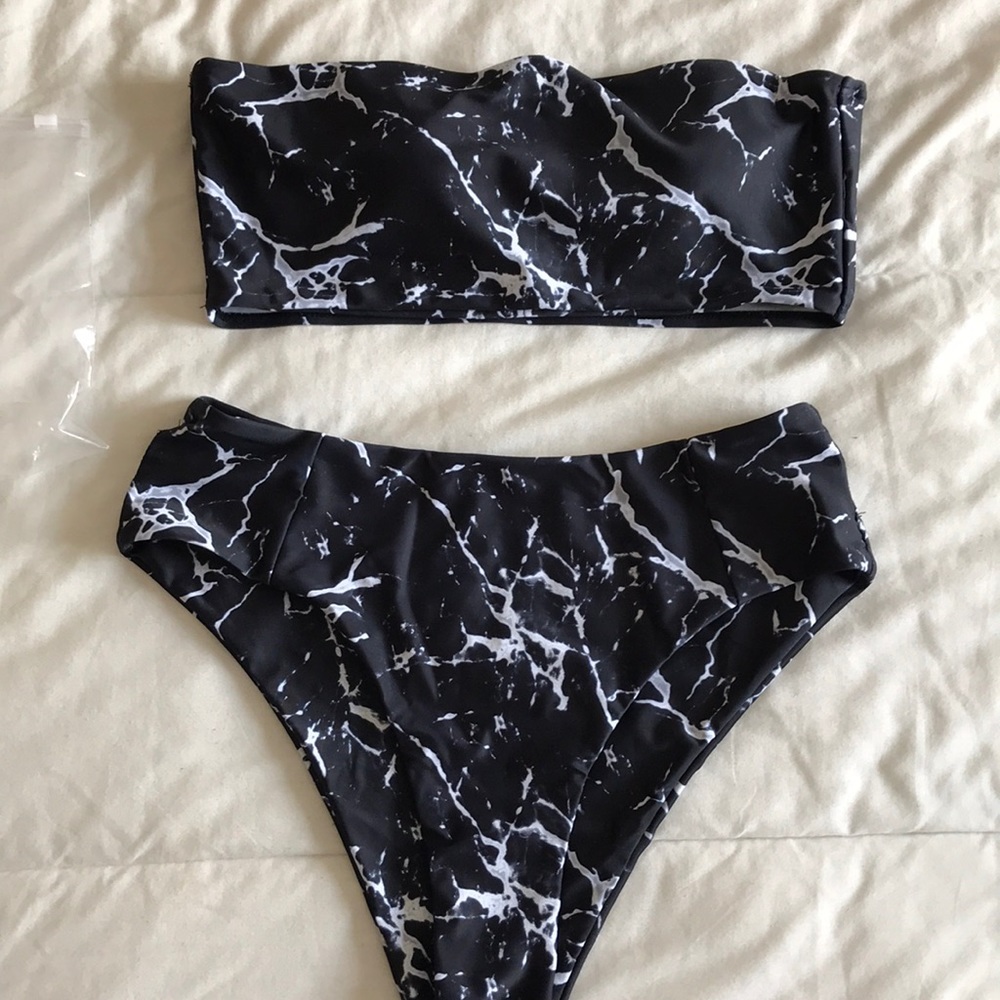 Marble print bikini